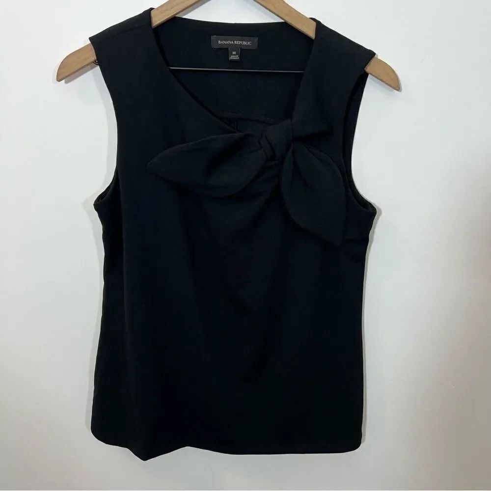 Banana Republic Black Front Tie Knot Top | Size M